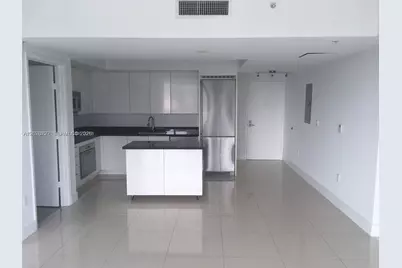 92 SW 3rd St #3402, Miami, FL 33130 - Photo 6