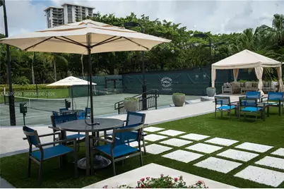1000 W Island Blvd #1710, Aventura, FL 33160 - Photo 28