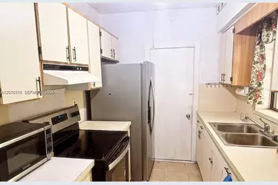 50 E 44th St, Hialeah, FL 33013 - Photo 6