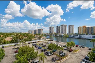 1000 Parkview Dr, Hallandale Beach, FL 33009 - Photo 14