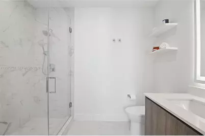 17550 Collins Ave #701, Sunny Isles Beach, FL 33160 - Photo 14