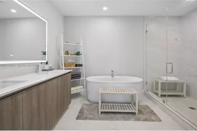 17550 Collins Ave #701, Sunny Isles Beach, FL 33160 - Photo 10
