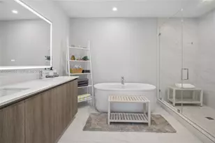 17550 Collins Ave, Sunny Isles Beach, FL 33160 - Photo 10