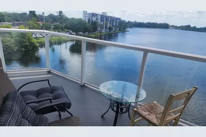 1301 NE Miami Gardens Dr #505W, Miami, FL 33179 - Photo 4