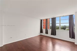 1301 NE Miami Gardens Dr, Miami, FL 33179 - Photo 22