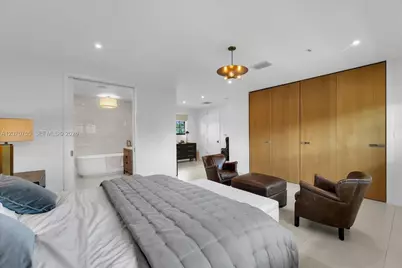 287 Palm Ave, Miami Beach, FL 33139 - Photo 22
