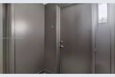 951 Brickell Ave #3801, Miami, FL 33131 - Photo 6