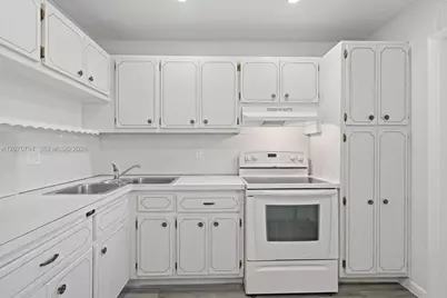 5335 NW 10th Ct #206, Plantation, FL 33313 - Photo 18