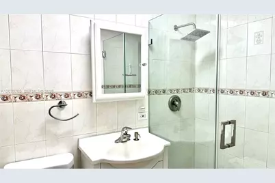 1611 71st St, Miami Beach, FL 33141 - Photo 10