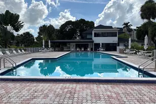 7725 SW 86th St, Miami, FL 33143 - Photo 12