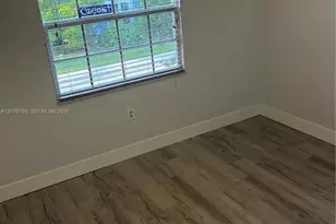13950 Oak Ridge Dr, Davie, FL 33325 - Photo 10