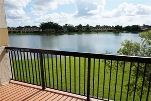 9842 Nob Hill Ln, Sunrise, FL 33351 - Photo 6