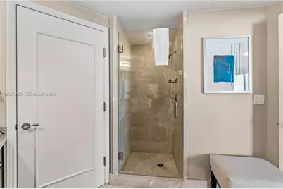 4401 Collins Ave #1915/1917, Miami Beach, FL 33140 - Photo 26