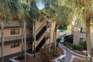 10865 SW 112th Ave, Miami, FL 33176 - Photo 2