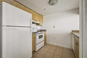 102 SW 6th Ave, Miami, FL 33130 - Photo 10