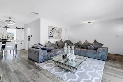 6810 NW 74th Pl, Tamarac, FL 33321 - Photo 12