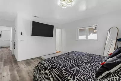 6810 NW 74th Pl, Tamarac, FL 33321 - Photo 18