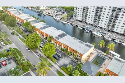3690 NE 167th St #34, North Miami Beach, FL 33160 - Photo 42