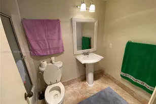 4330 Hillcrest Dr, Hollywood, FL 33021 - Photo 20