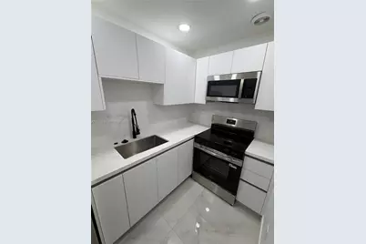 4713 NW 7th St #409-1, Miami, FL 33126 - Photo 4