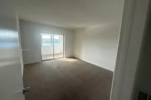18700 NE 3rd Ct, Miami, FL 33179 - Photo 8