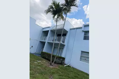 411 Executive Center Dr #109, West Palm Beach, FL 33401 - Photo 12