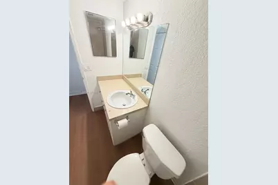 411 Executive Center Dr #109, West Palm Beach, FL 33401 - Photo 10