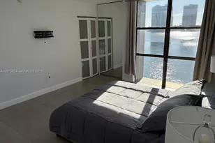 17600 N Bay Rd, Sunny Isles Beach, FL 33160 - Photo 4
