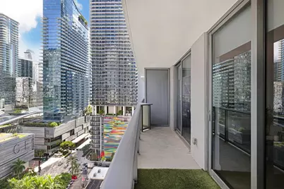 55 SW 9th St #1609, Miami, FL 33130 - Photo 10