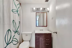 2451 Brickell Ave, Miami, FL 33129 - Photo 16
