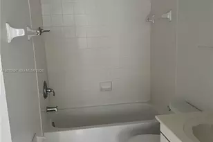 2911 SE 13th Ave, Homestead, FL 33035 - Photo 6