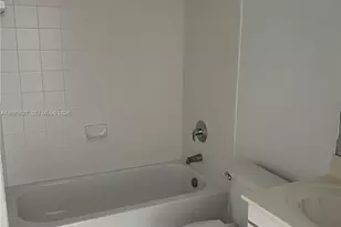 2911 SE 13th Ave, Homestead, FL 33035 - Photo 8