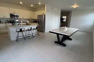 2409 SE 28th St, Homestead, FL 33035 - Photo 6