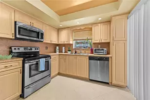 200 NE 12th Ave, Hallandale Beach, FL 33009 - Photo 10