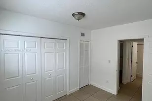 421 SW 6th St, Miami, FL 33130 - Photo 6