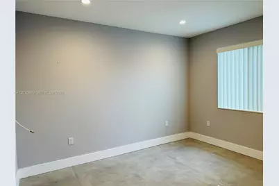 1221 SW 76th Ct, Miami, FL 33144 - Photo 18