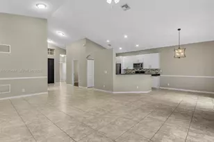 6271 SW 195th Ave, Pembroke Pines, FL 33332 - Photo 12