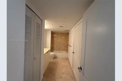 2101 Brickell Ave #1002, Miami, FL 33129 - Photo 8