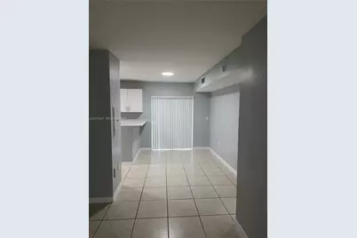 1261 SE 27th St #101, Homestead, FL 33035 - Photo 4
