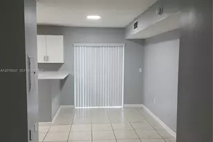 1261 SE 27th St, Homestead, FL 33035 - Photo 4