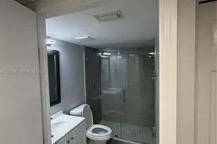 1261 SE 27th St, Homestead, FL 33035 - Photo 12