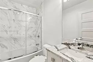 3237 NE 5th St, Pompano Beach, FL 33062 - Photo 38