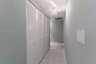 1950 S Ocean Dr, Hallandale Beach, FL 33009 - Photo 10