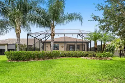 218 SE Longview Dr, Port Saint Lucie, FL 34984 - Photo 24