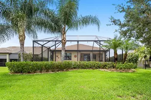 218 SE Longview Dr, Port Saint Lucie, FL 34984 - Photo 24