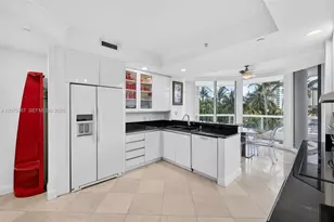 21050 Point Pl, Aventura, FL 33180 - Photo 14