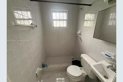 1060 NW 116th St #1, Miami, FL 33168 - Photo 8