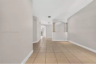 14946 SW 9th Way, Miami, FL 33194 - Photo 4