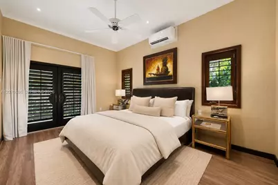 4 Palm Ave, Miami Beach, FL 33139 - Photo 30