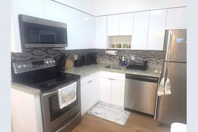 5151 Collins Ave #826, Miami Beach, FL 33140 - Photo 8